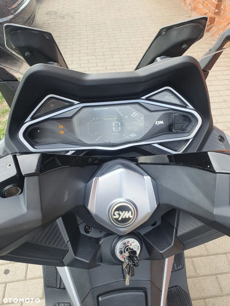 SYM CRUiSYM - 5