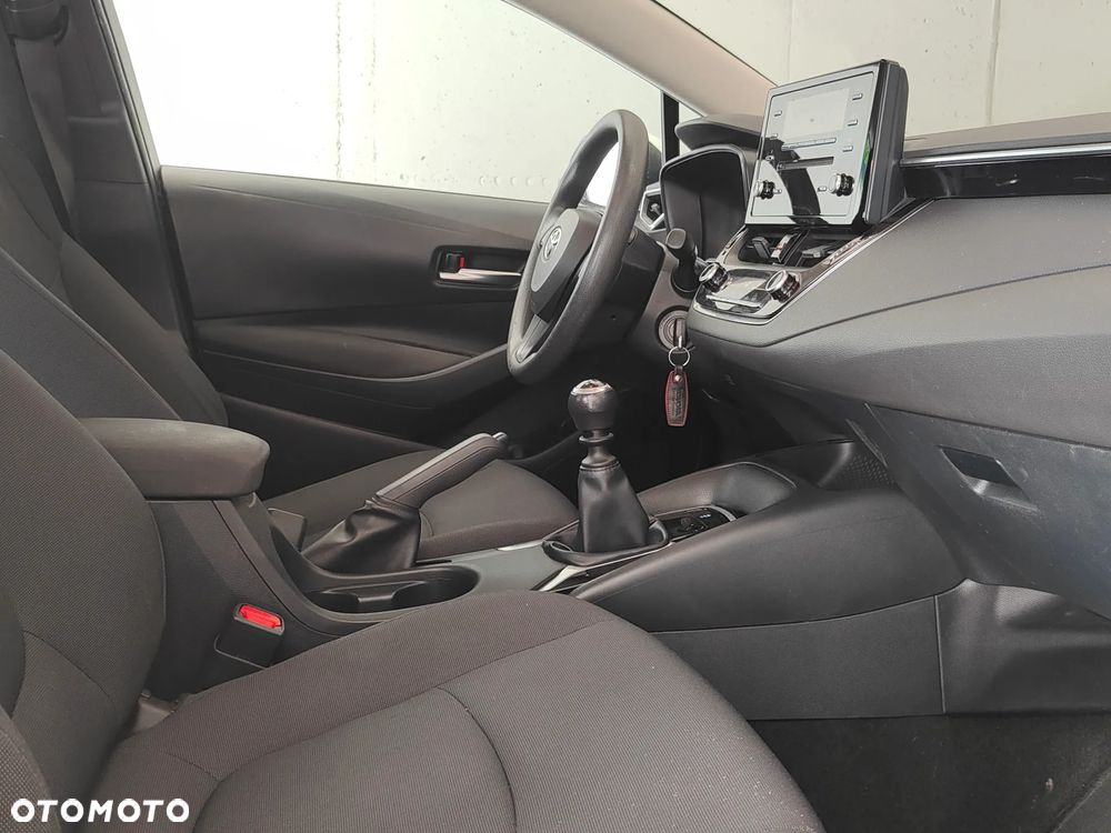 Toyota Corolla 1.6 Active - 22
