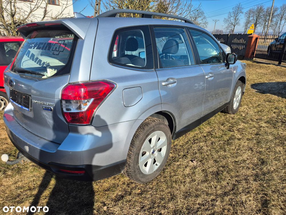 Subaru Forester 2.0D Lineartronic Active - 6