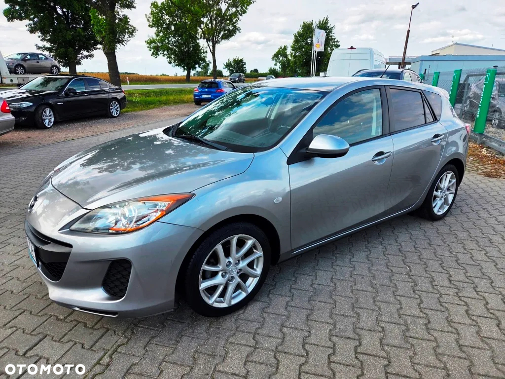 Mazda 3 1.6 CD Exclusive + - 16