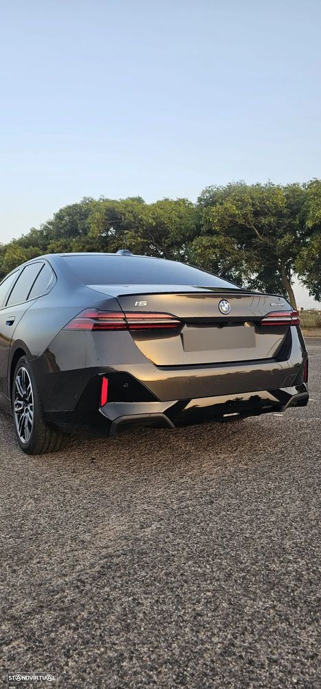 BMW i5 eDrive40 Pack Desportivo M Pro - 4
