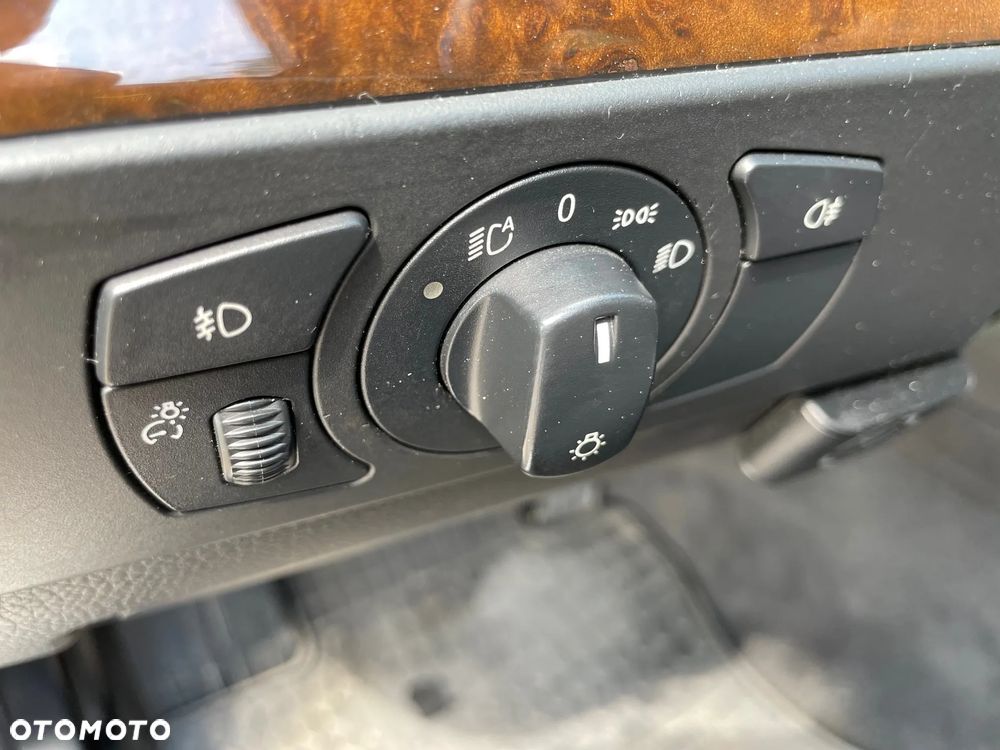 BMW Seria 5 530xi - 19