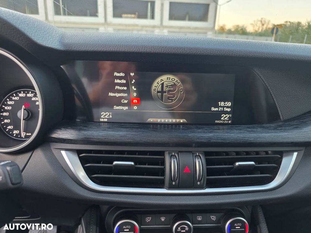 Alfa Romeo Stelvio 2.2 16V AT8 Q4 Veloce - 14