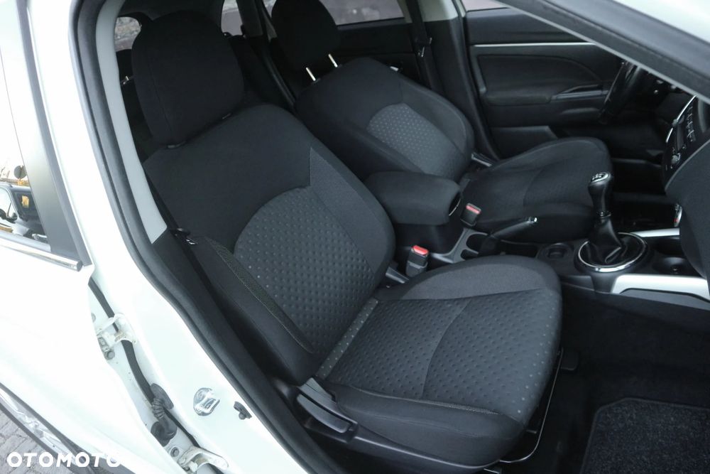 Mitsubishi ASX 1.6 Instyle AS&G - 25