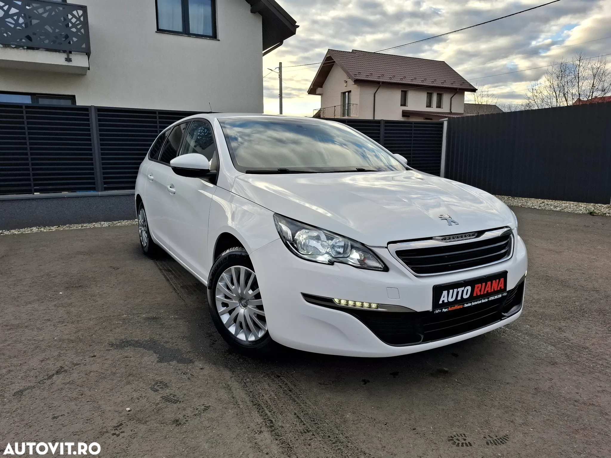 Peugeot 308 BlueHDi FAP 100 Stop & Start Access - 3