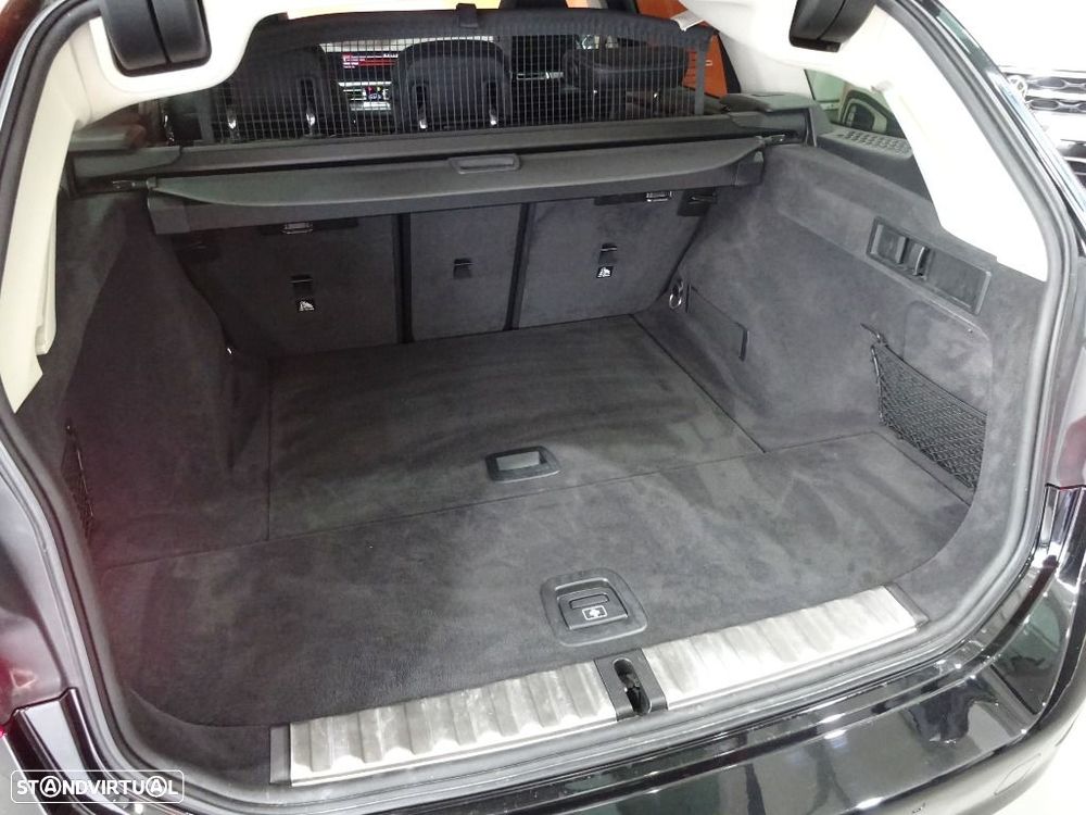 BMW 318 d Touring Line Sport Auto - 34