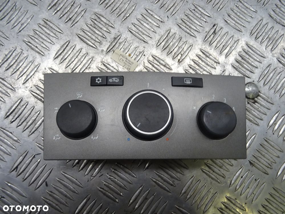 OPEL ZAFIRA B 1.9 CDTI 120KM PANEL STEROWANIA NAWIEWU 13201300