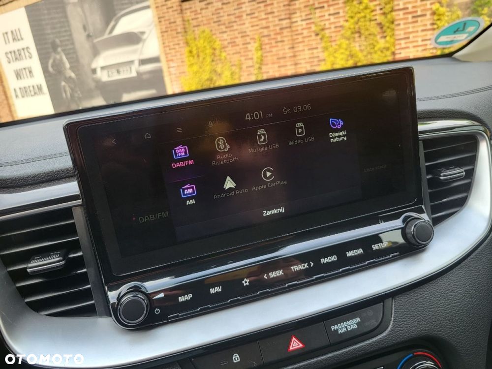Kia Ceed - 27