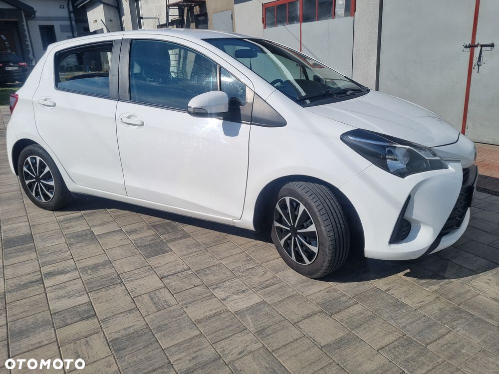 Toyota Yaris 1.5 Premium - 7