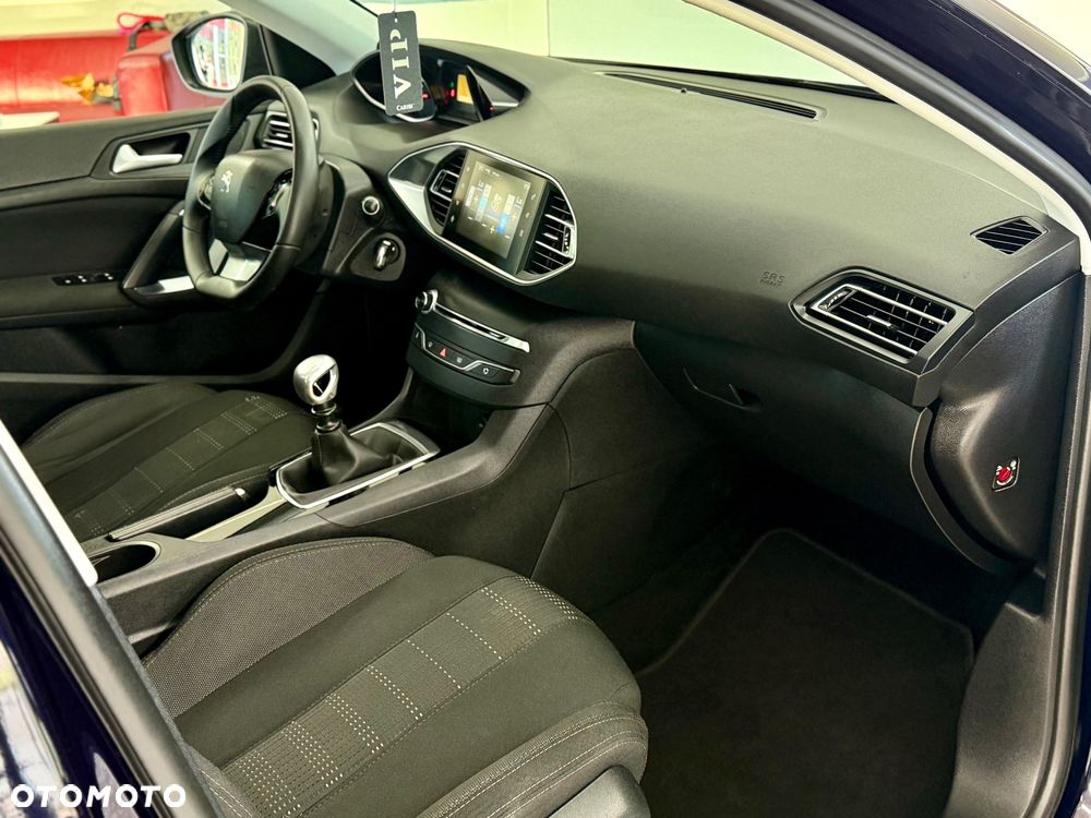 Peugeot 308 BlueHDi FAP 120 Stop&Start Style - 11