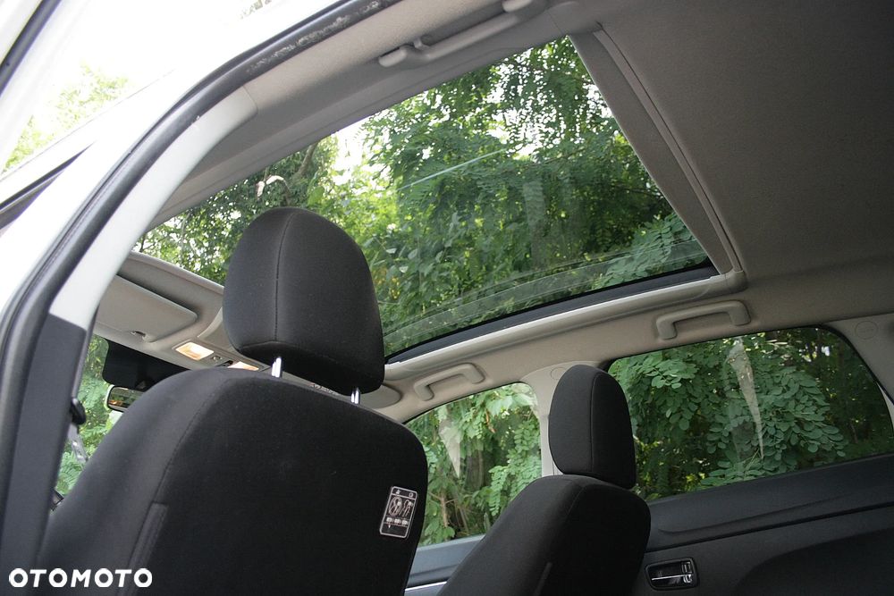 Mitsubishi ASX - 10