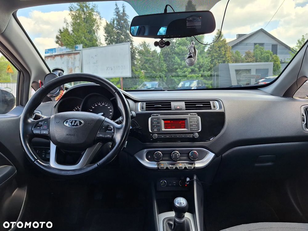 Kia Rio 1.2 Sensation - 21