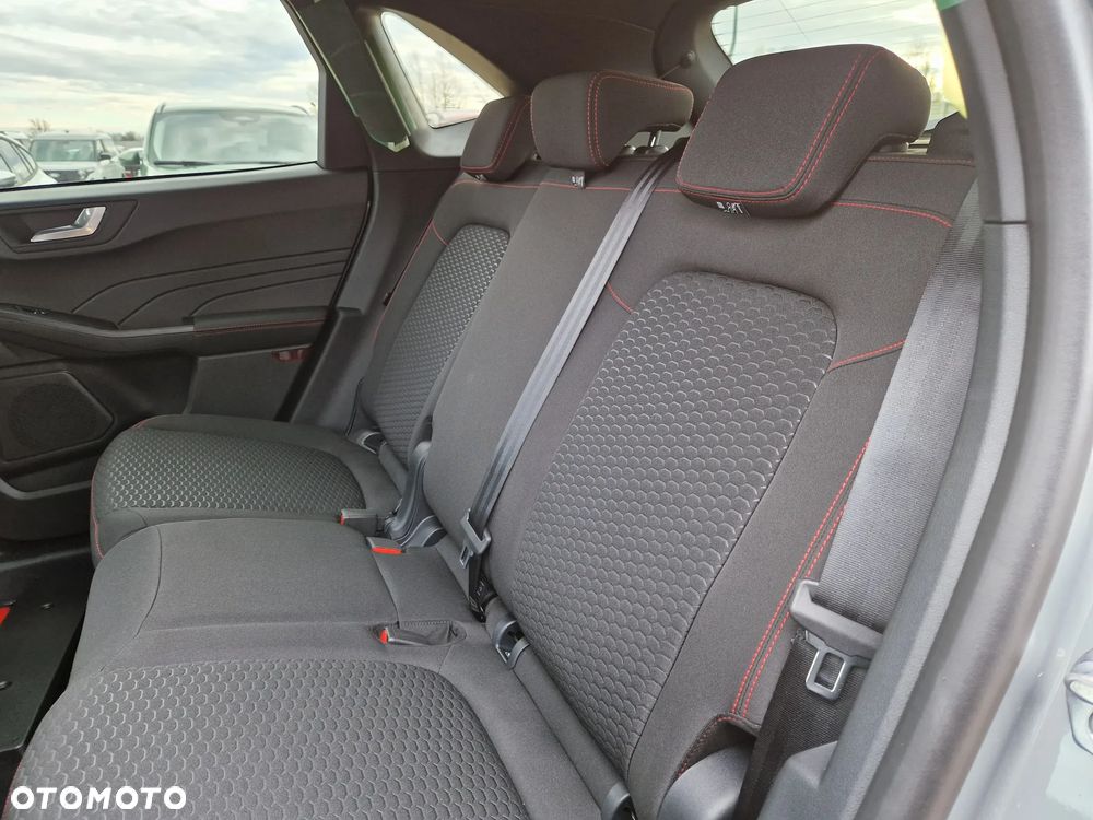 Ford Kuga 1.5 EcoBoost FWD ST-Line - 11