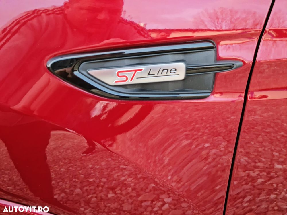 Ford Kuga 1.5 EcoBoost 2x4 ST-Line - 10