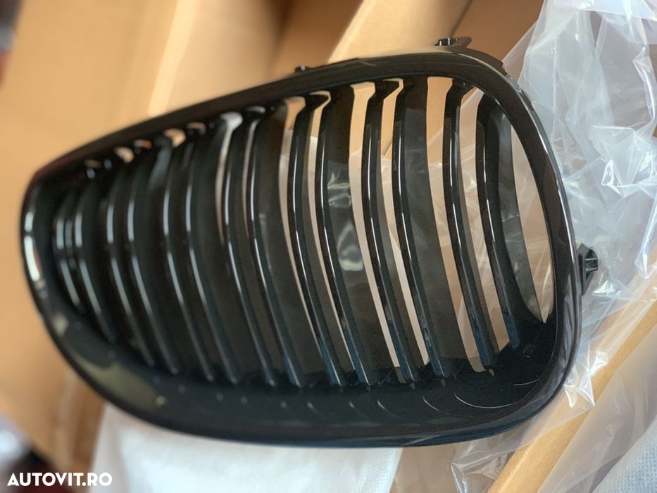 Grile duble pentru Bmw E60 E61 negru lucios  CALITATE PREMIUM ⭐️⭐️⭐️⭐️⭐️ - 4