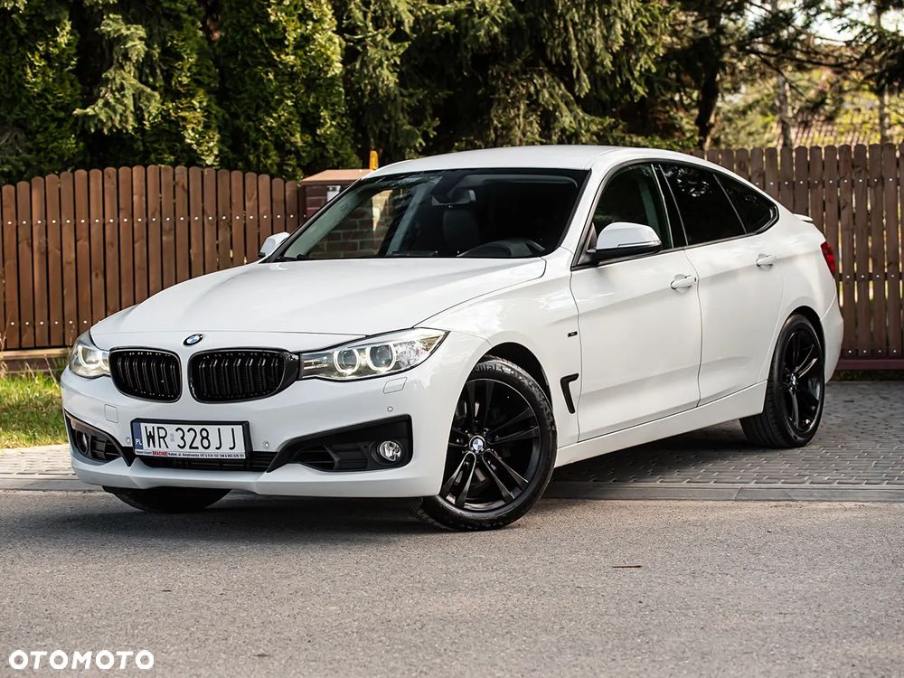 BMW 3GT 328i Sport-Aut Sport Line - 34