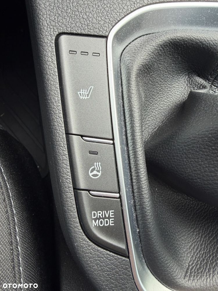Hyundai i30 1.5 T-GDI 48V Smart - 11