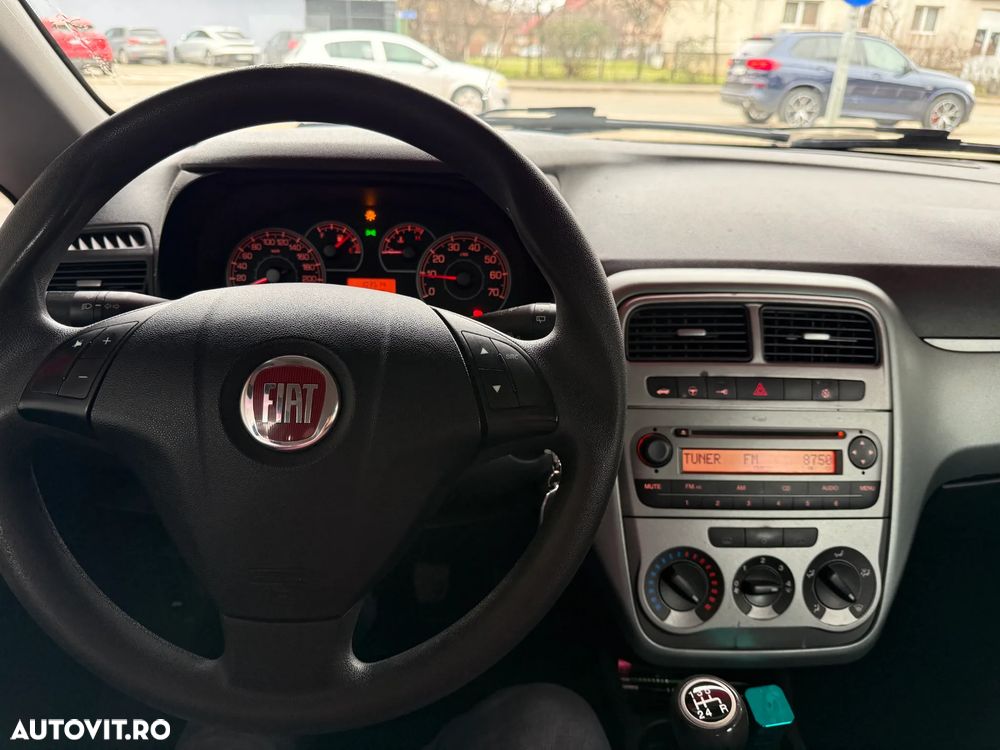 Fiat Punto 1.4 Easy - 8