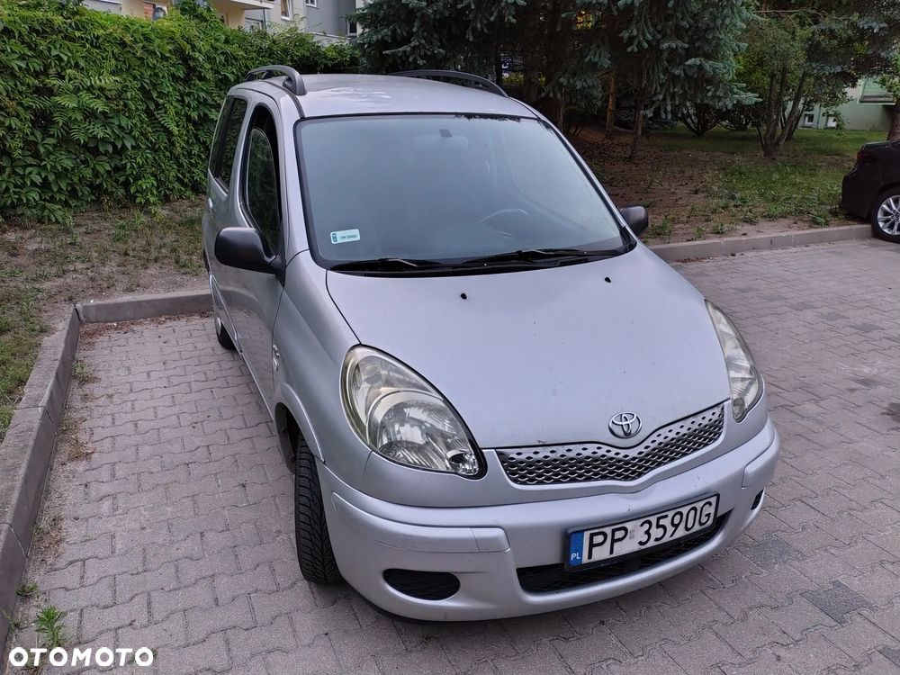 Toyota Yaris Verso 1.4 D-4D Sol - 6
