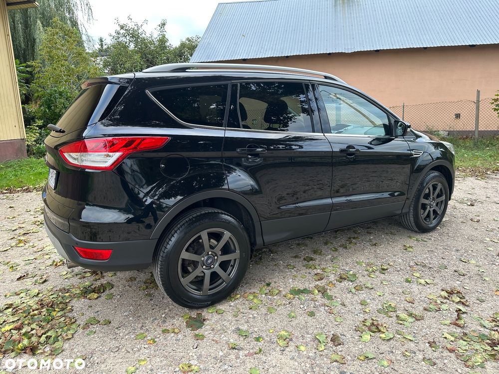 Ford Kuga 2.0 TDCi 4x4 Titanium - 4