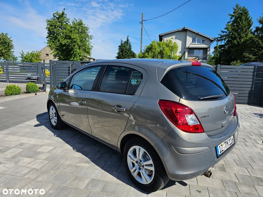 Opel Corsa 1.4 16V Automatik 150 Jahre - 13