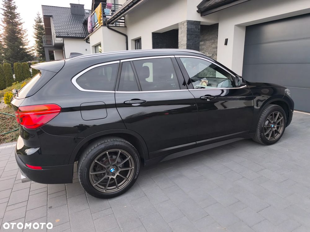 BMW X1 sDrive18d Advantage sport - 16