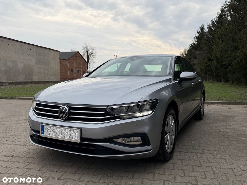 Volkswagen Passat 2.0 TDI EVO Essence - 3