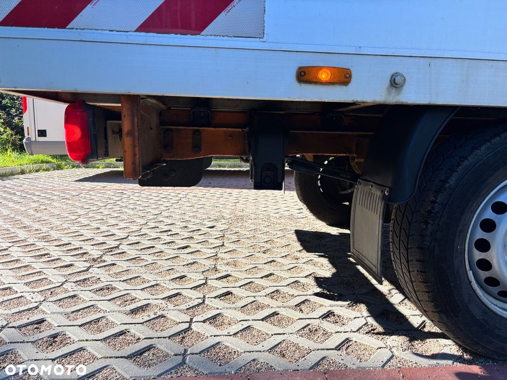 Mercedes-Benz Sprinter - 20