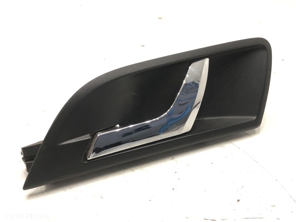 KLAMKA WEWNĘTRZNA LEWY TYŁ - 75.00 PLN - SKODA SUPERB II Kombi (3T5) 2009 - 2015 2.0 TDI 16V 103 - 1