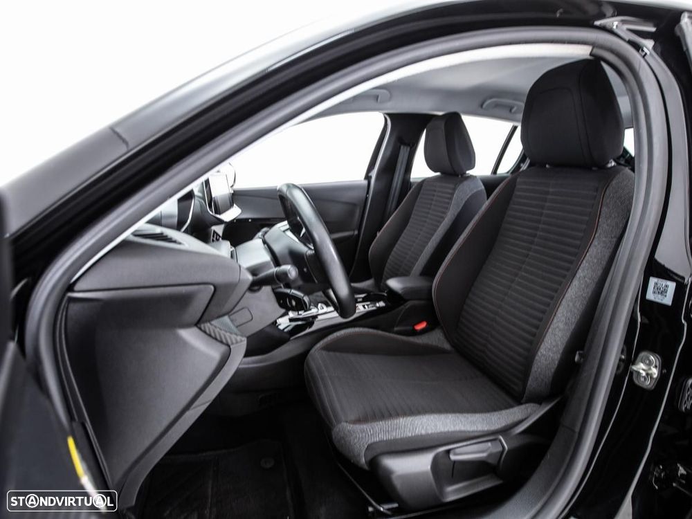 Peugeot e-208 50 kWh Active Pack - 8