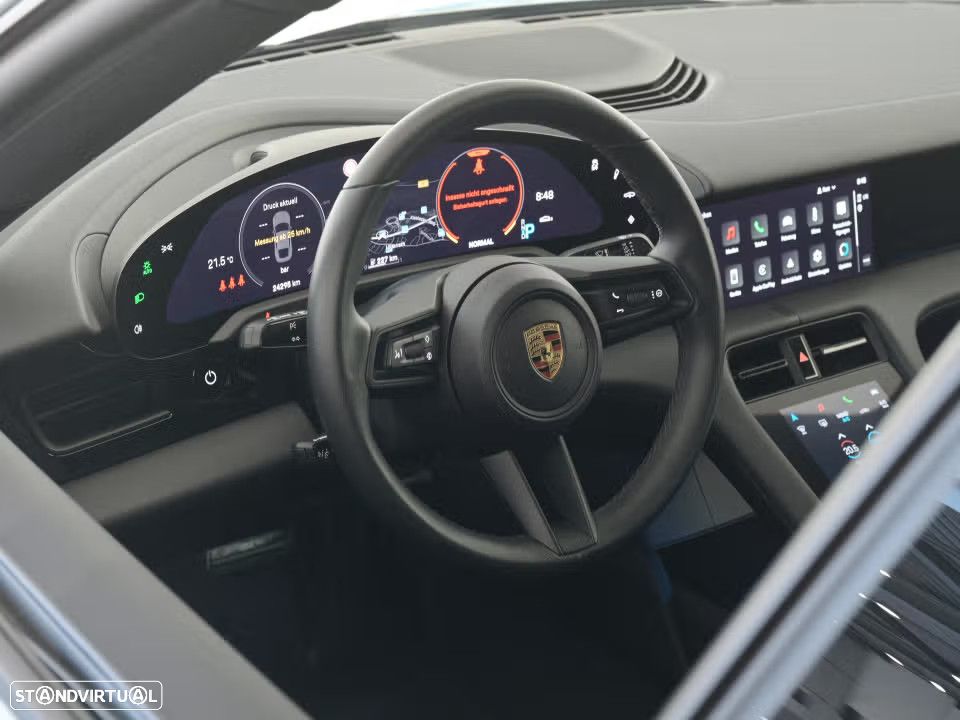 Porsche Taycan Standard - 16