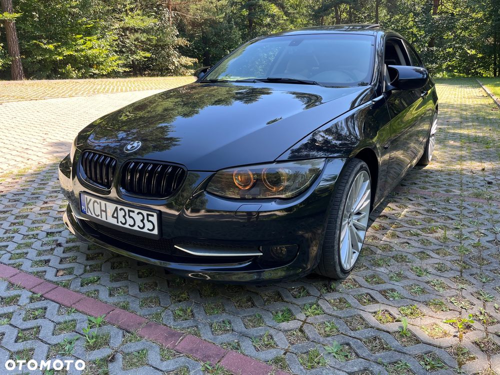 BMW Seria 3 320i - 3
