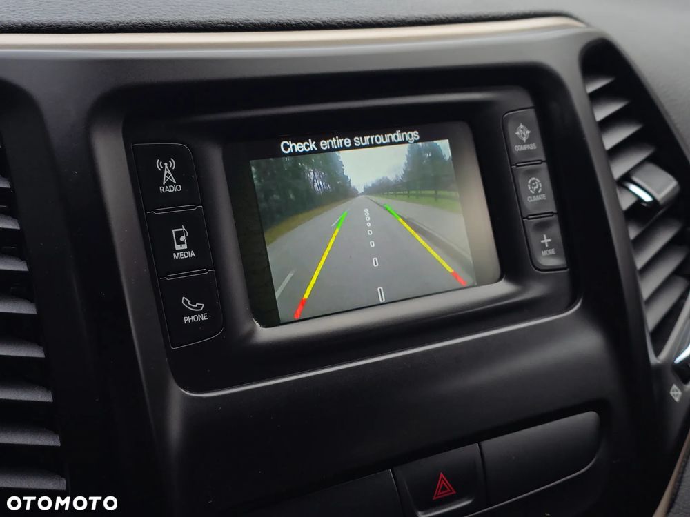 Jeep Cherokee 3.2 V6 Pentastar Active Drive I Automatik Limited - 6