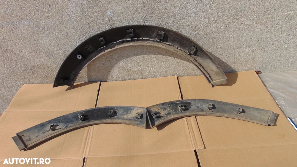 Bandou ornament de pe aripa stanga/dreapta fata si dreapta spate Mini Cooper  R 50/R53 an 2001-2006 - 5