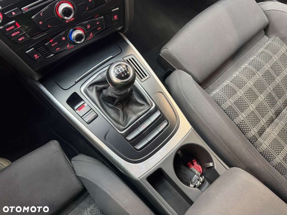 Audi A4 Avant - 29