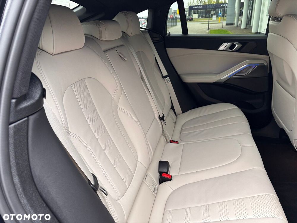 BMW X6 - 21