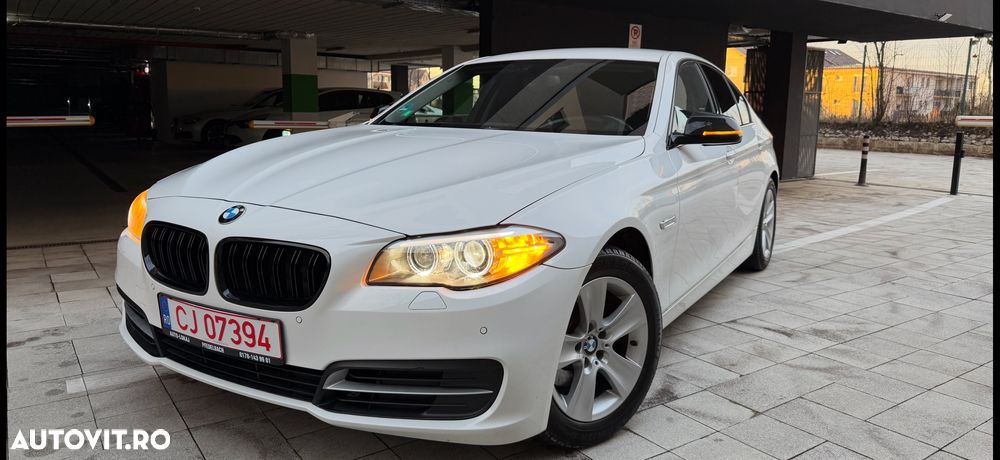 BMW Seria 5 520d xDrive Aut. - 1