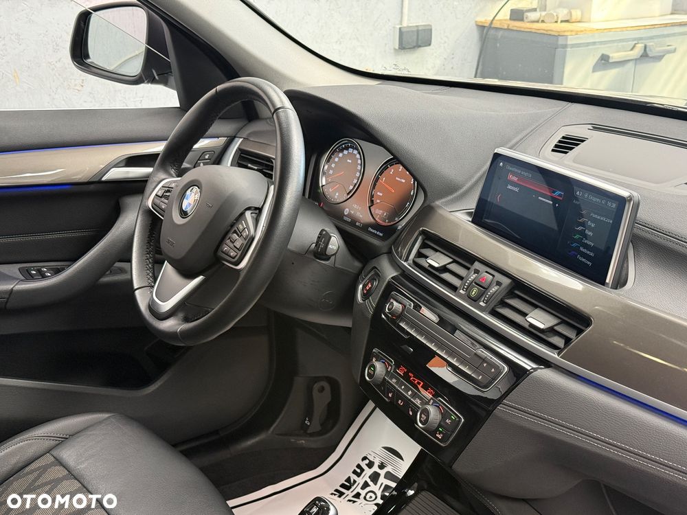 BMW X1 xDrive20i - 29