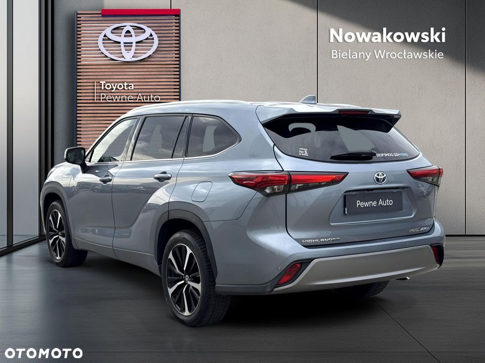 Toyota Highlander - 2