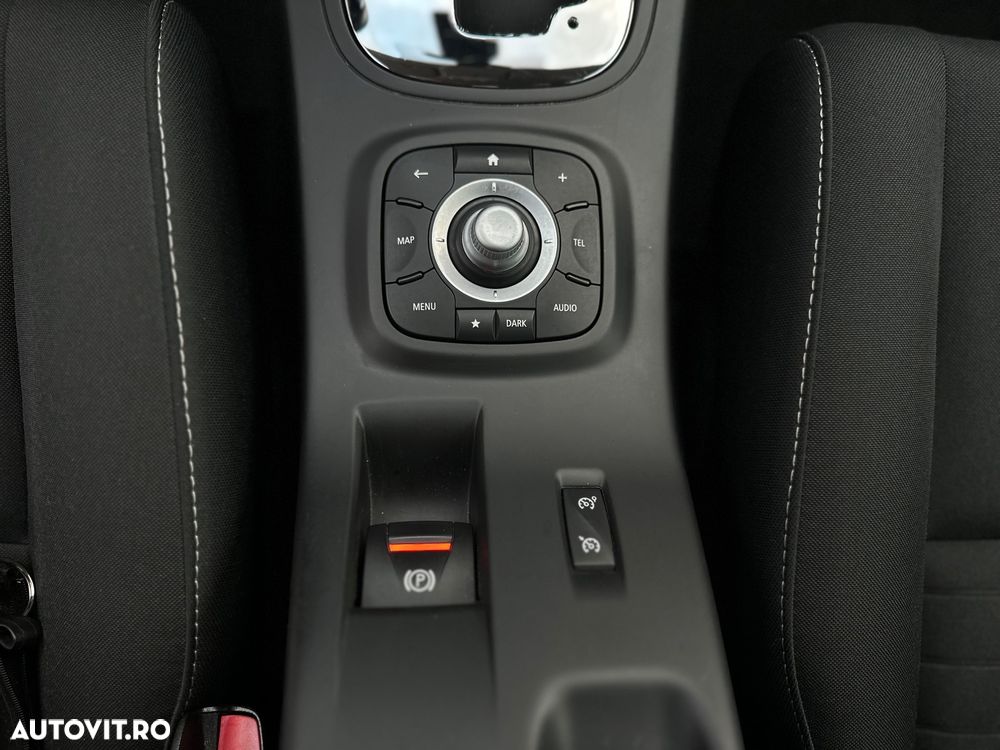 Renault Megane ENERGY dCi 110 EDC LIMITED - 18