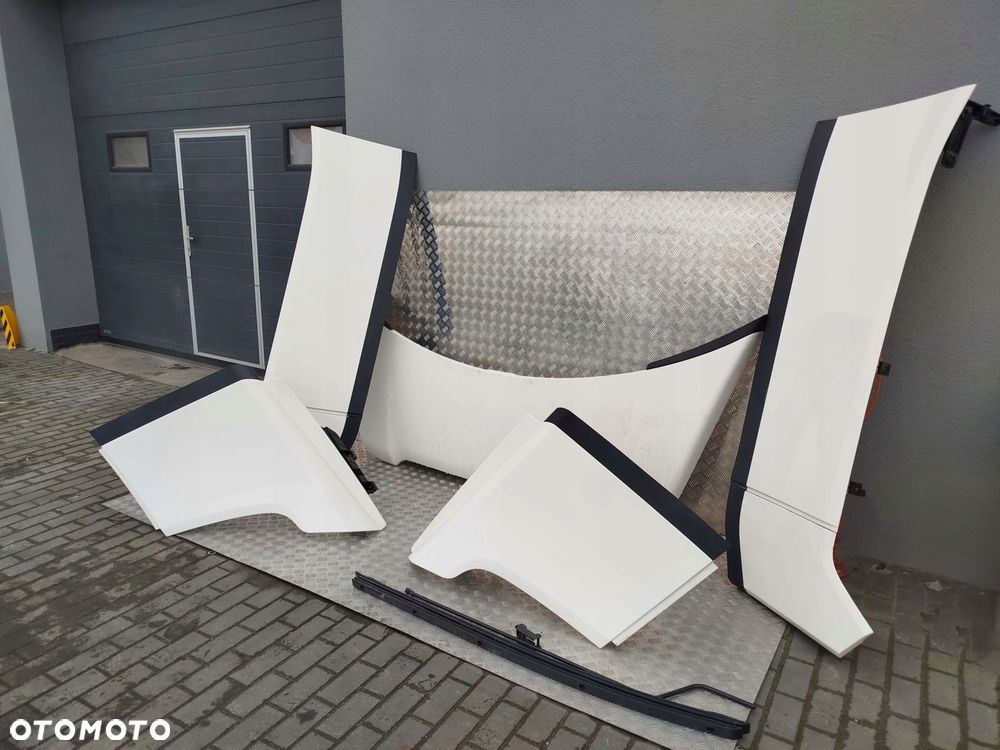 SPOJLERY OWIEWKI ZAKABINOWE SCANIA R NTG - 2