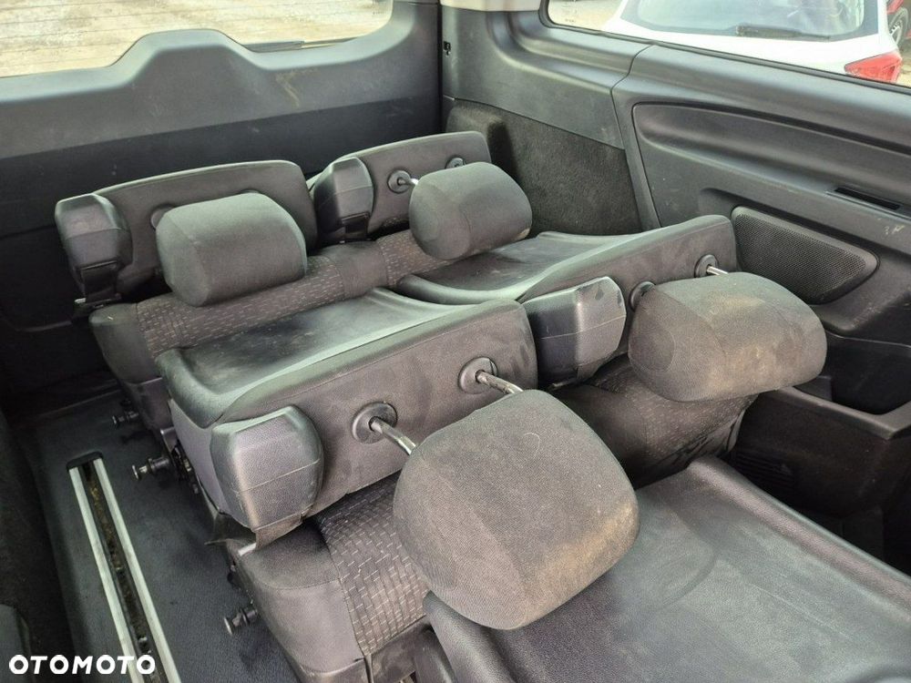 Mercedes-Benz Vito - 22