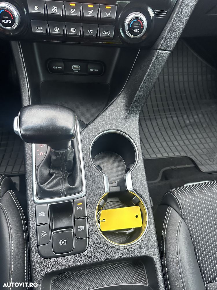 Kia Sportage 1.6 DSL MHEV 7DCT HP 4x2 Style - 10