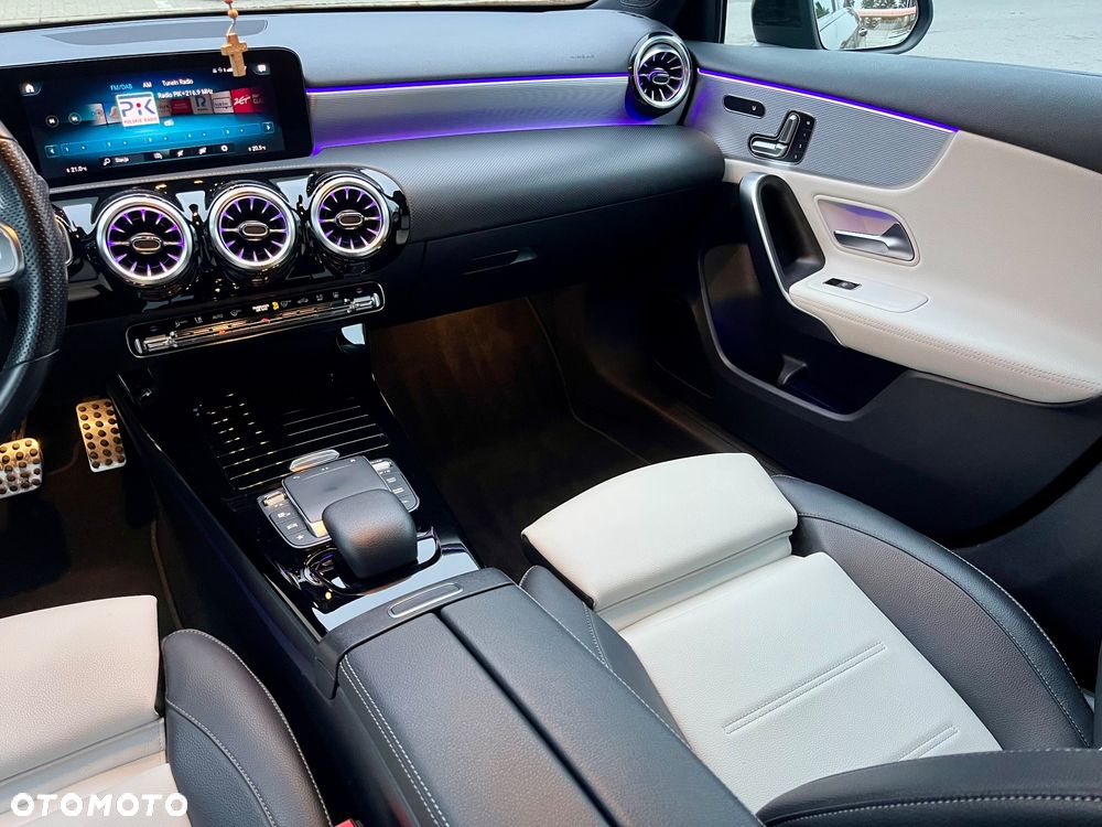 Mercedes-Benz Klasa A 250 e PHEV AMG Line 8G-DCT - 7