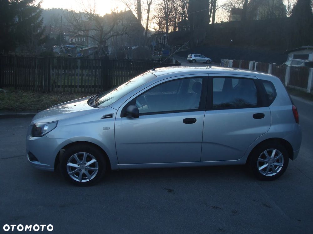 Chevrolet Aveo 1.2 Plus - 6