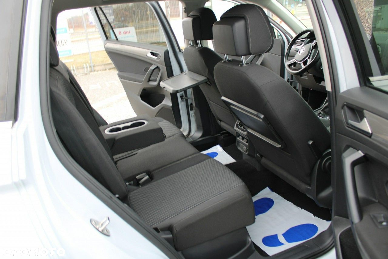 Volkswagen Tiguan Allspace 2.0 TDI SCR Comfortline - 34