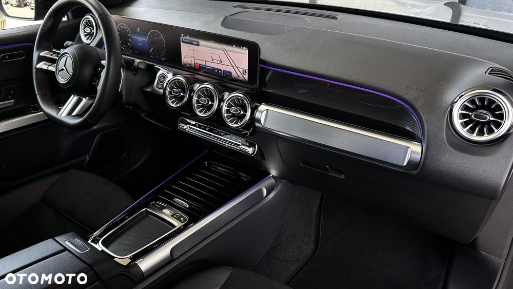 Mercedes-Benz GLB 200 d 4-Matic AMG Line 8G-DCT - 22