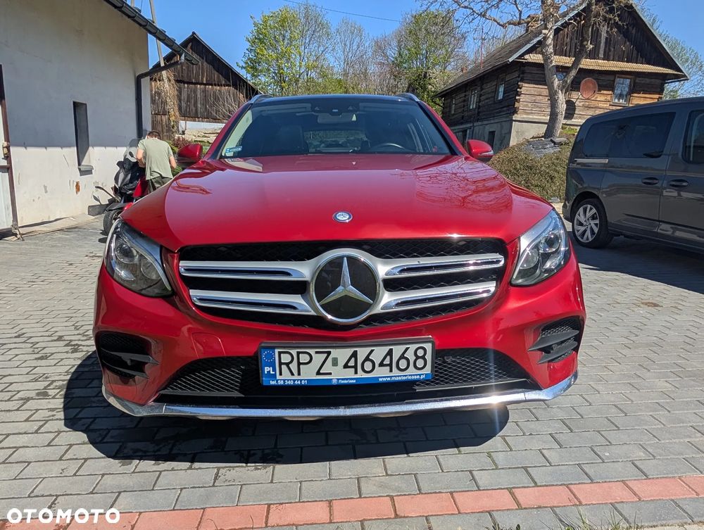 Mercedes-Benz GLC - 4
