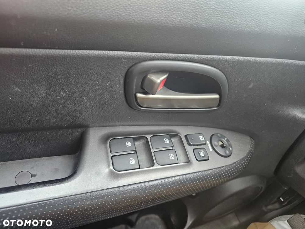 Kia Carens 2.0 CRDi Freedom 7os - 17