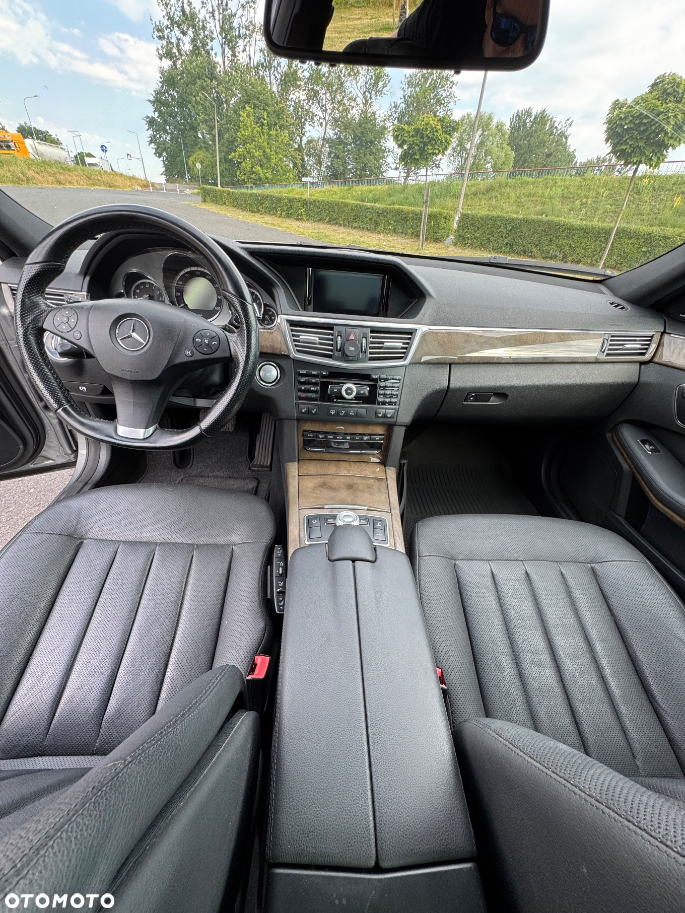 Mercedes-Benz Klasa E 500 7G-TRONIC Elegance - 13